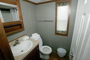 Arrowhead Resort Campground Plainville 外观 照片